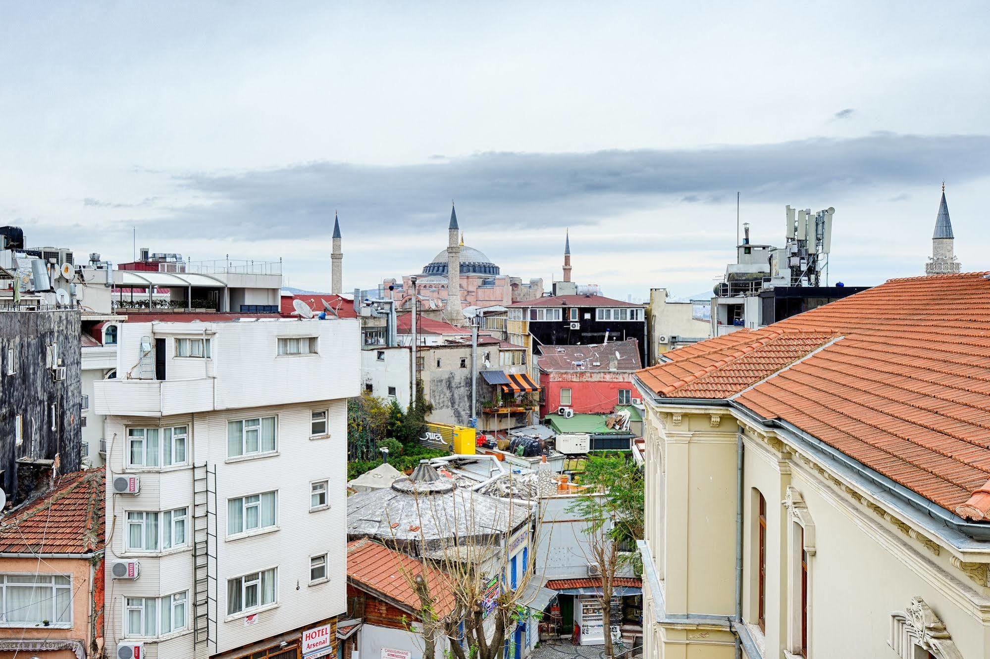 Akdeniz Hotel Istanbul Eksteriør billede